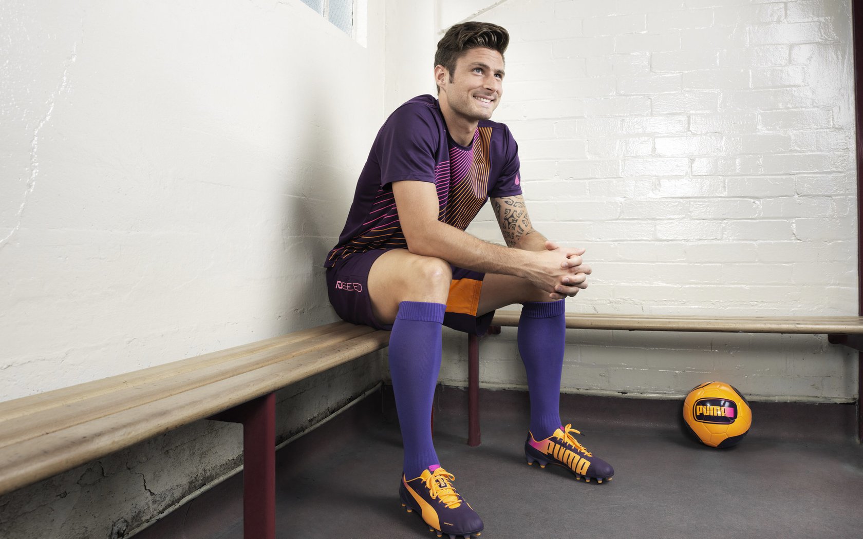 孙颖莎轻松晋级,展现统治力,孙颖莎专访视频